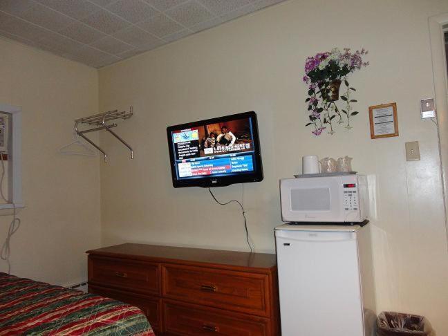 Hillside Inn Pembroke Ruang foto
